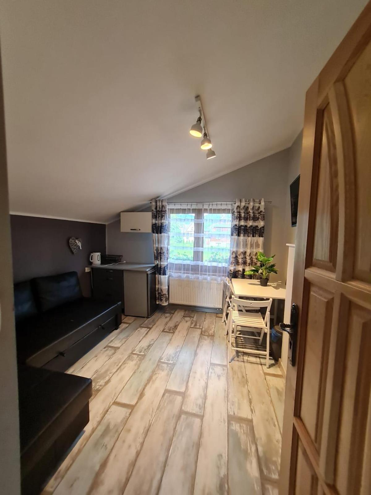 Koliba Nad Bialka Czarna Gora Bed & Breakfast Екстериор снимка