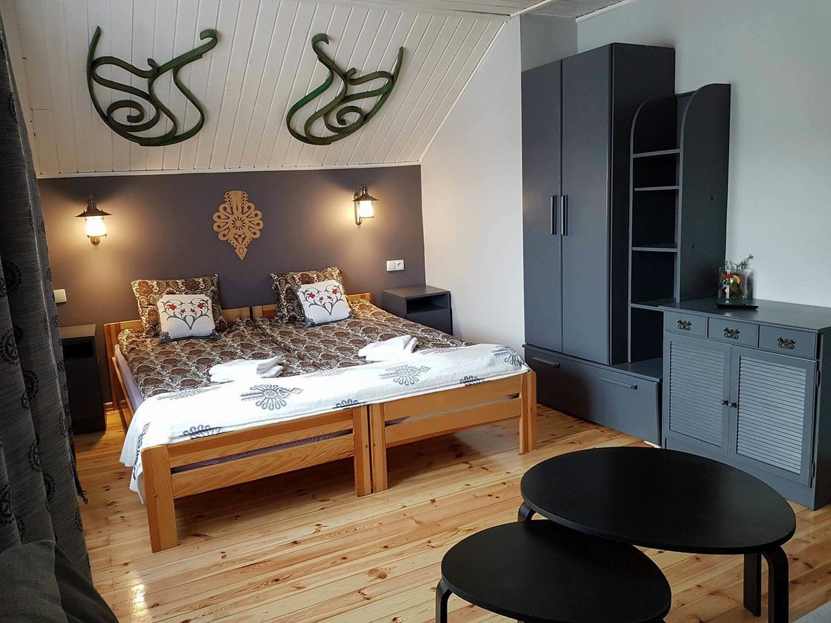 Koliba Nad Bialka Czarna Gora Bed & Breakfast Екстериор снимка